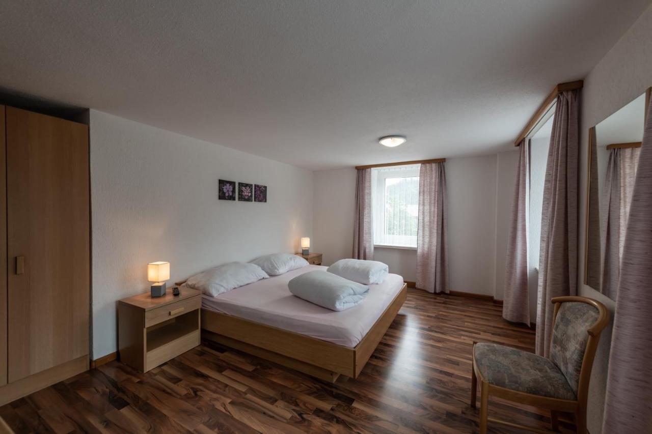 Hotel Greina Rabius Esterno foto